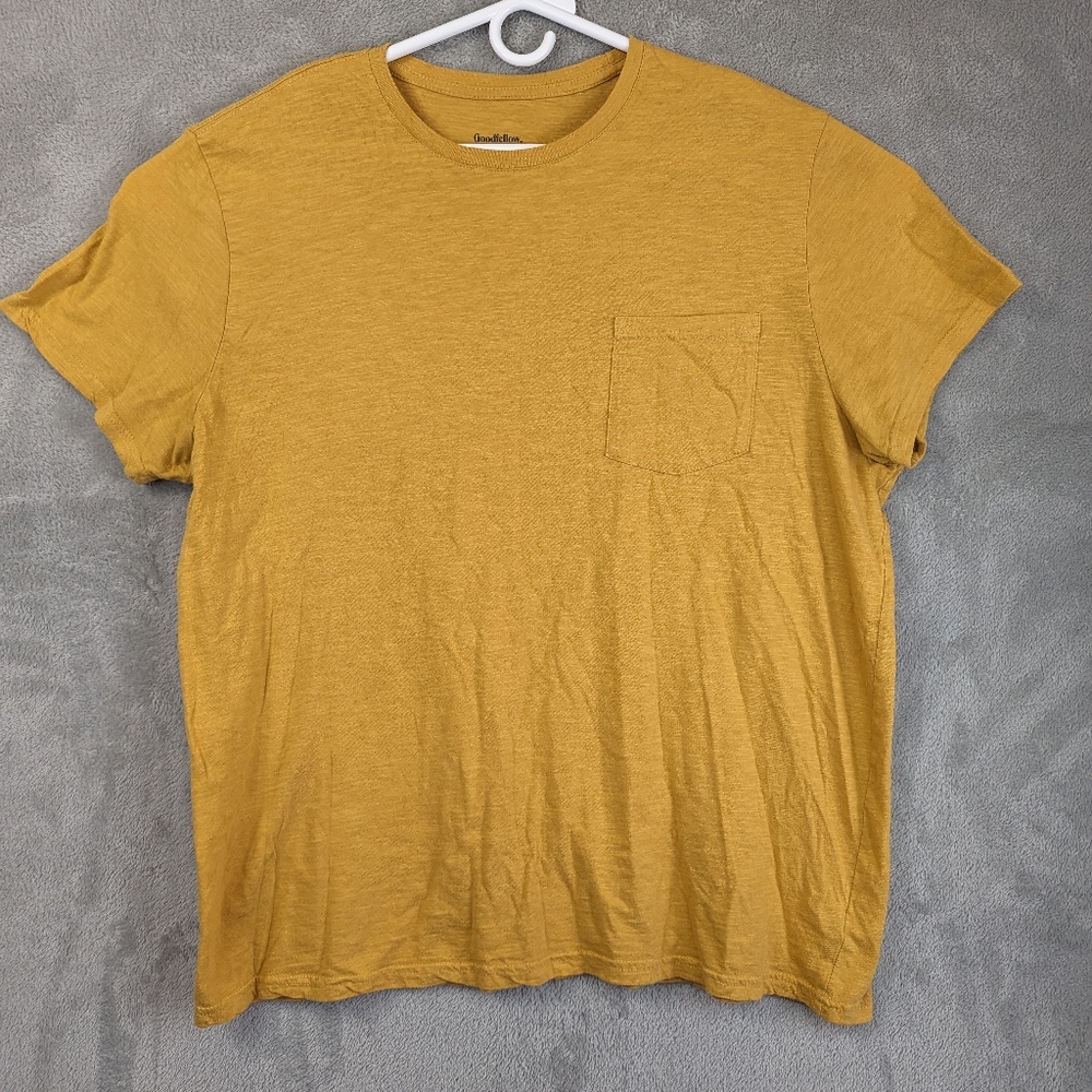 Goodfellow, cotton T, good condition
